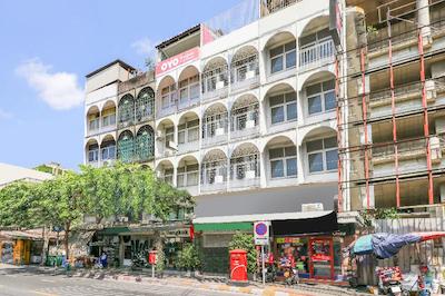 او وای او 688 بانکوک هاب هاستل