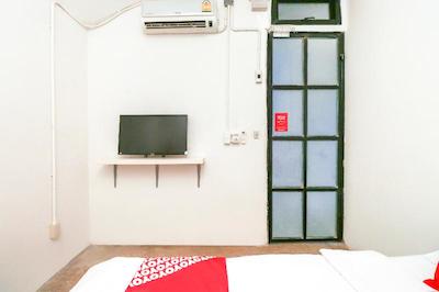 او وای او 688 بانکوک هاب هاستل