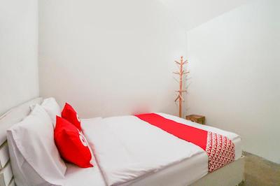 او وای او 688 بانکوک هاب هاستل