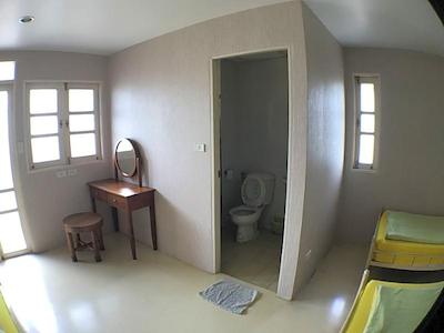 روف ویوو پلیس