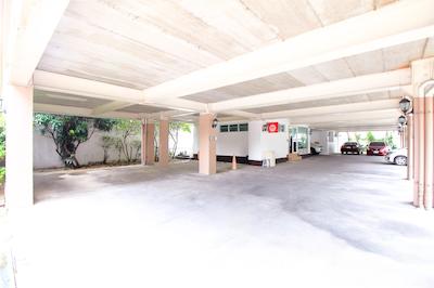 او وای او 411 گرند ویوو کوندو 15