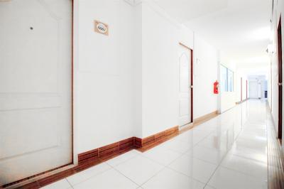 او وای او 411 گرند ویوو کوندو 15