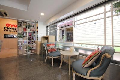 او وای او 482 پنی لاج کائوسان