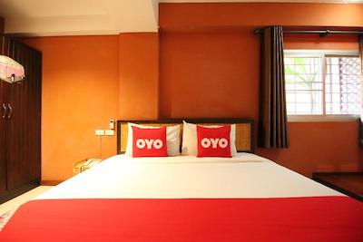 او وای او 482 پنی لاج کائوسان