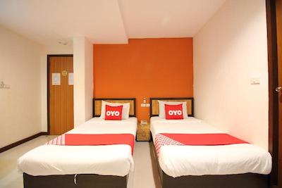 او وای او 482 پنی لاج کائوسان