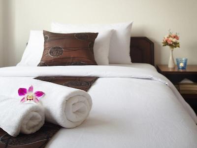 او وای او 484 پنی رزیدنس کائوسان