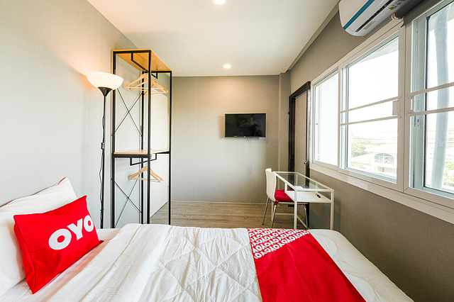 OYO 615 Bossa House Hostel & Cafe