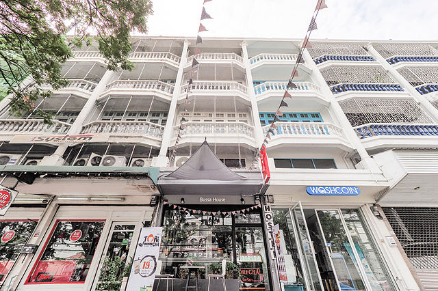 OYO 615 Bossa House Hostel & Cafe