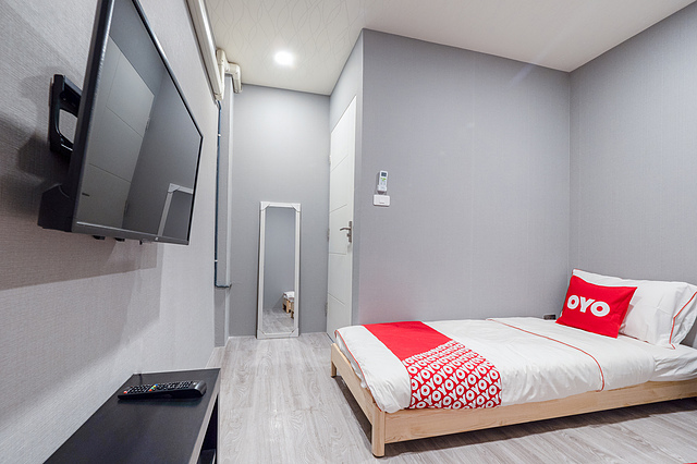 OYO 615 Bossa House Hostel & Cafe