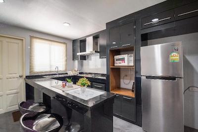 او وای او 737 بیاند سوییت راما 8