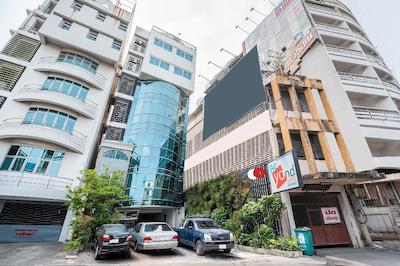 او وای او 737 بیاند سوییت راما 8