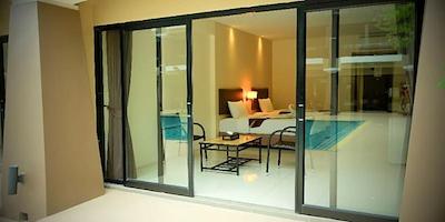 سامر تری هتل