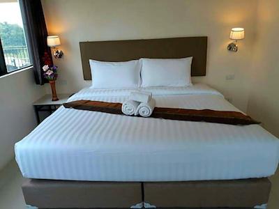 سامر تری هتل