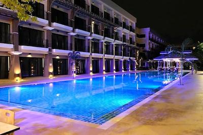 سامر تری هتل