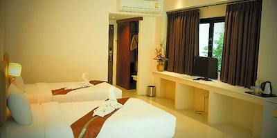 سامر تری هتل