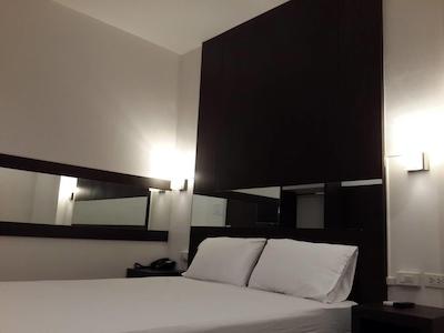 د روم 24 ریسورت