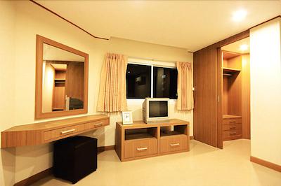 د چاتو لاکچری سرویسد آپارتمان