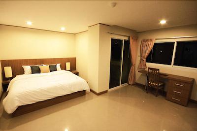 د چاتو لاکچری سرویسد آپارتمان