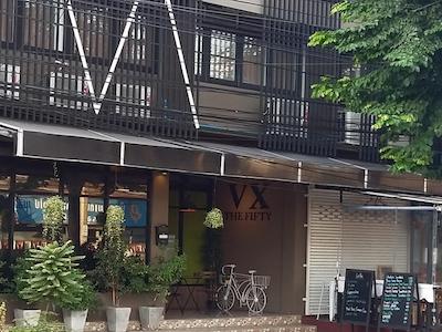 وی اکس د فیفتی هتل