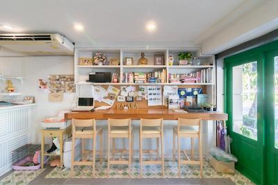 راتانا بوتیک هاستل