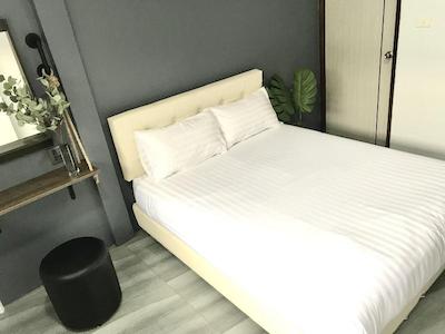 د سیلور استاگ 5 مینز بی تی اس 9 مینز جی مارکت