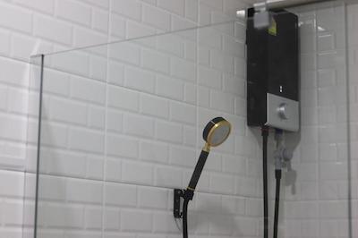 د سیلور استاگ 5 مینز بی تی اس 9 مینز جی مارکت