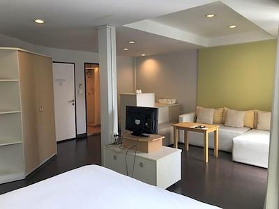 یوربان هاوس