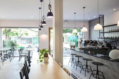 وکیشین بانکوک د آرتیستیک هوم