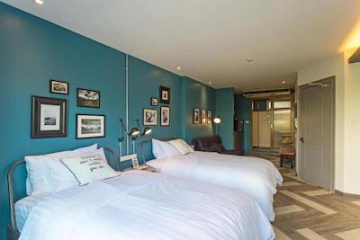 وکیشین بانکوک د آرتیستیک هوم