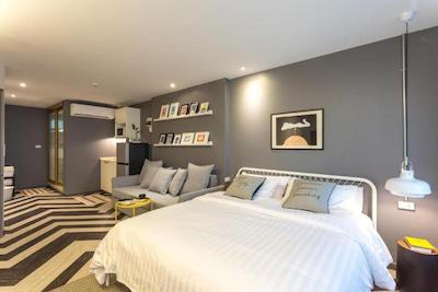 وکیشین بانکوک د آرتیستیک هوم