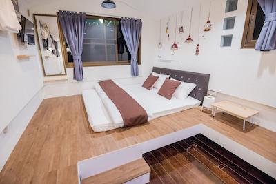 تی سمی هاوس هاستل