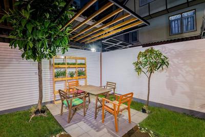 تی سمی هاوس هاستل