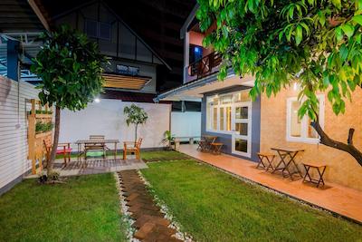 تی سمی هاوس هاستل