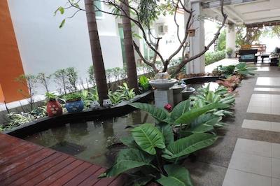 د گاردن لیوینگ