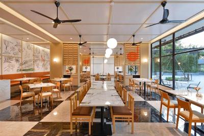 تینیدی هتل بانکوک گلف کلاب