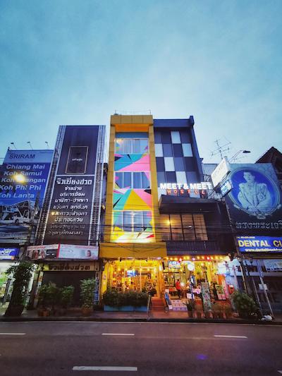 وارم وایت هاستل