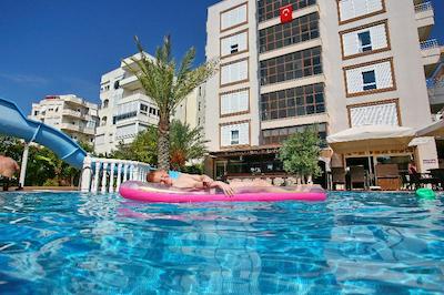 بلا براو سوییت هتل