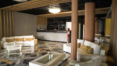 دیونیسوز هتل