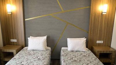 دیونیسوز هتل