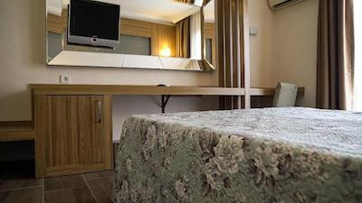 دیونیسوز هتل