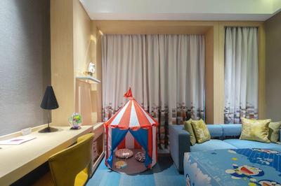 الافت شانگهای ژانگجیانگ هایک