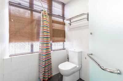 زن روم مکنزی