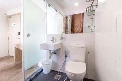 زن روم مکنزی