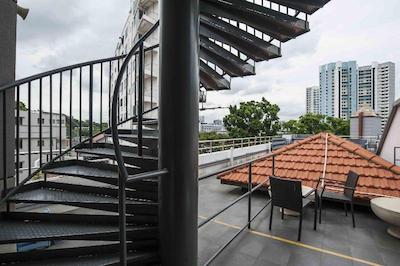 زن روم مکنزی