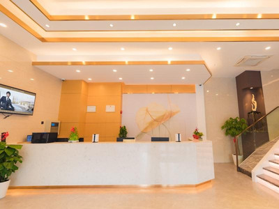 گرین تری این شانگهای هانگزینگ پارک سابوی