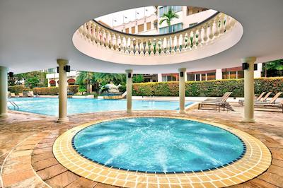 تری تاپز اگزکیوتیو رزیدنس