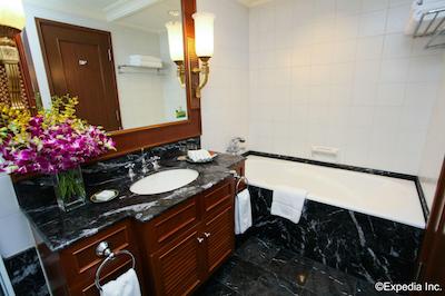 تری تاپز اگزکیوتیو رزیدنس