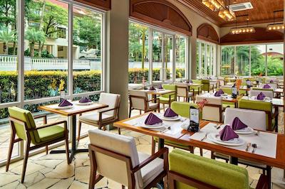 تری تاپز اگزکیوتیو رزیدنس