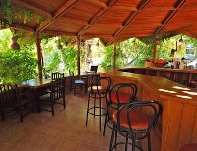 لیکیا ادراسا هتل