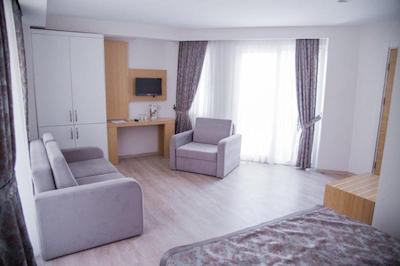 رزیدنس ریورو